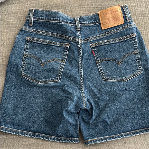 Levi's Blue Denim Shorts - Picture 3 of 6